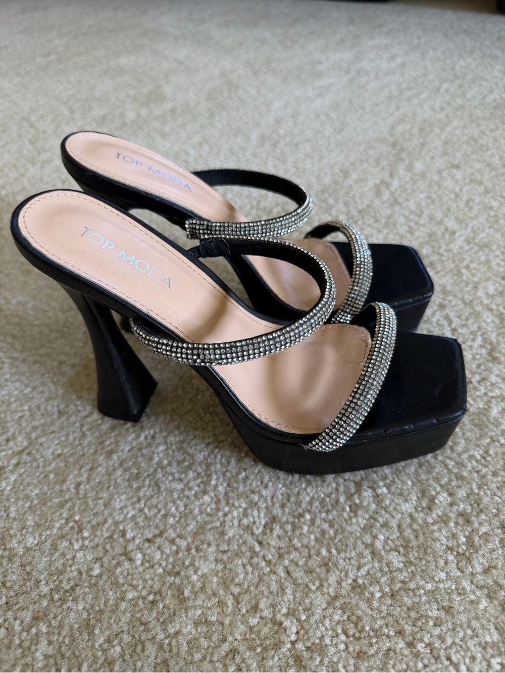 TOP Moda Black Platform Sandals with Silver Rhinestone Straps Size 6